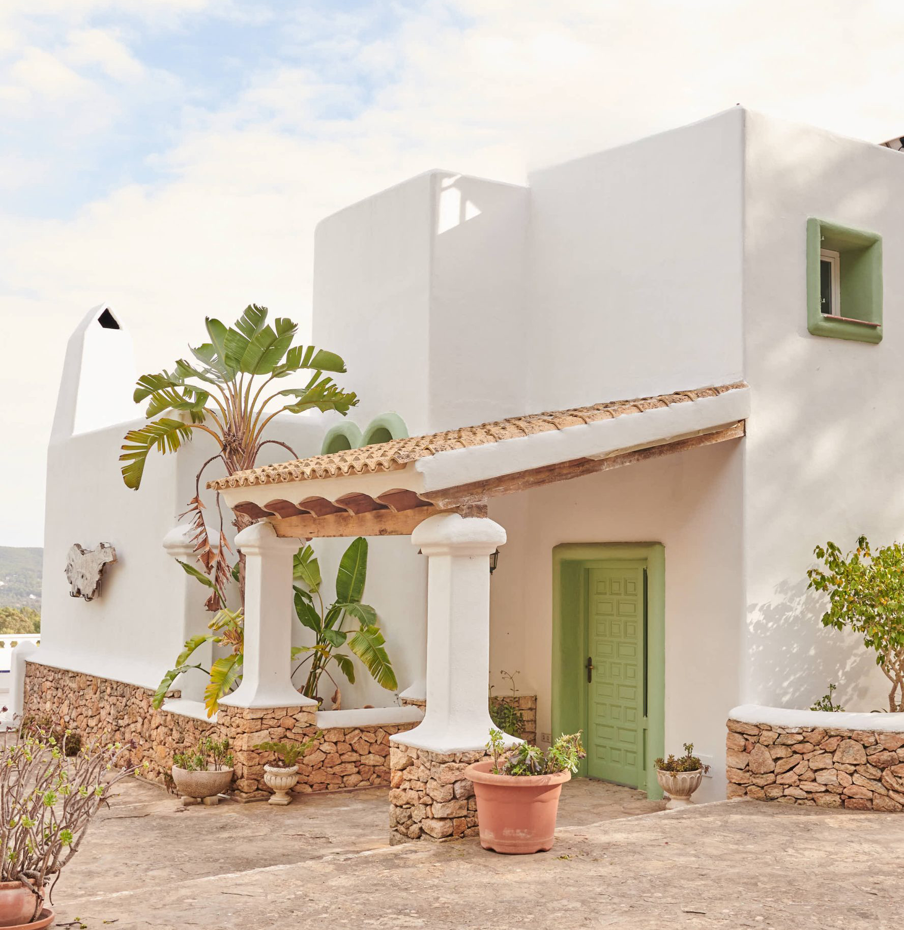 Experience Unique Traditional Homes