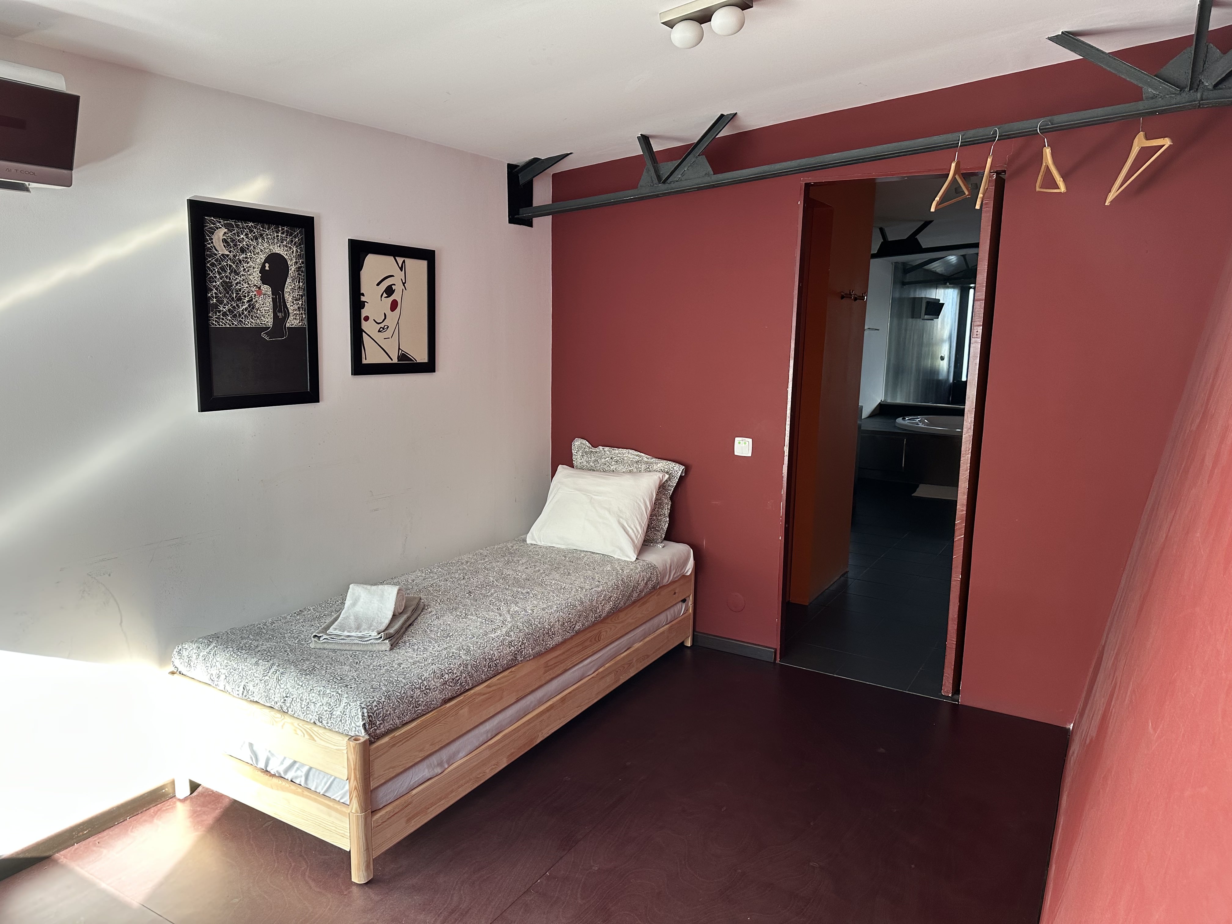 THE LOFT